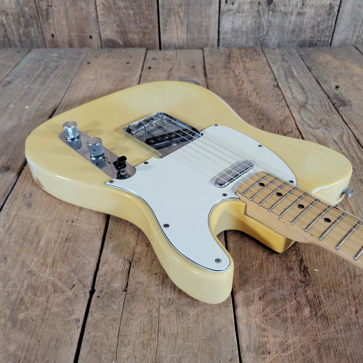 Fender Telecaster 1975 Blonde w/Original Case - Mahar's Vintage Guitars