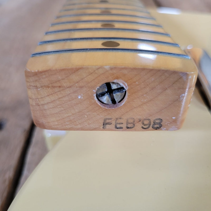 Fender Telecaster ’52 Reissue TL - 52DEX2 CIJ 1998 w/ Tweed Case - Mahar's Vintage Guitars