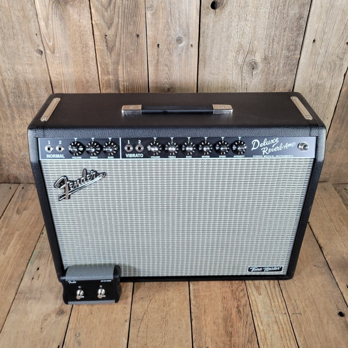 Fender Tone Master Deluxe Reverb 2022 Digital Combo Amp - Mahar's Vintage Guitars