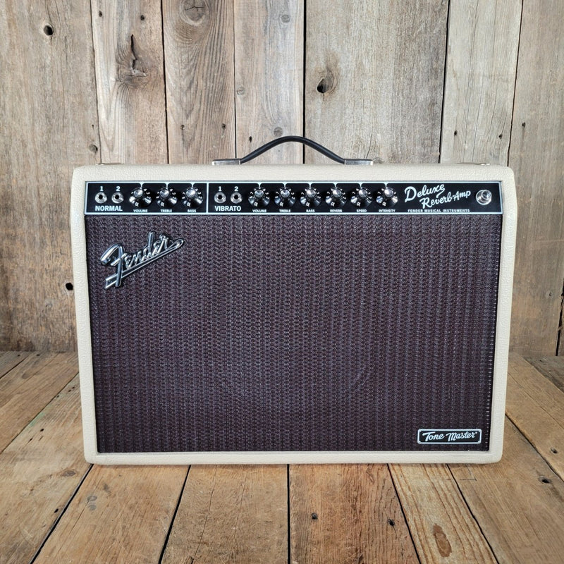 Fender Tonemaster Deluxe Reverb 2021 – Blonde, Lightweight Digital Amp - Mahar's Vintage Guitars