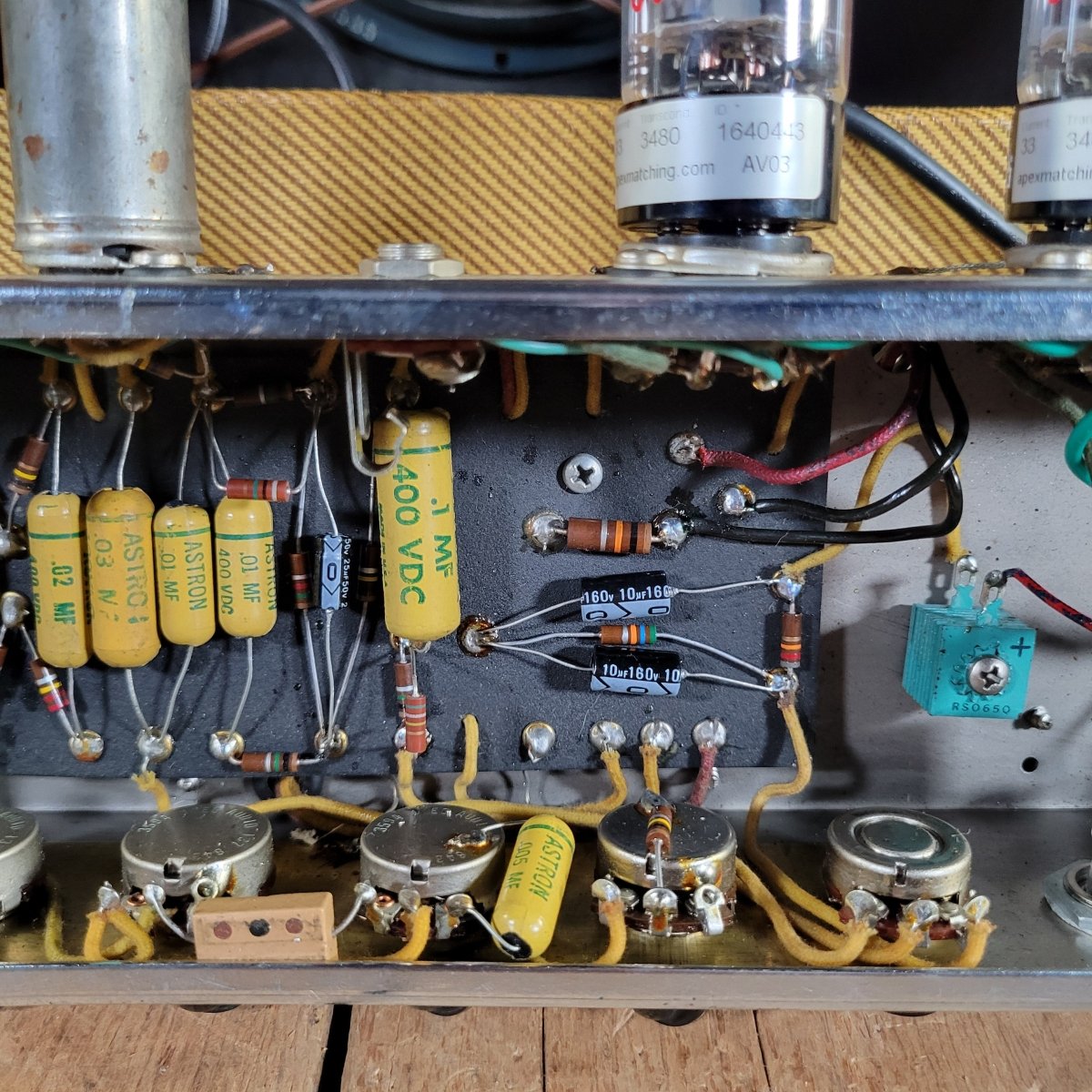 Fender Tremolux 5E9 1959 - Changed Output Transformer and 1955 Speaker - Mahar's Vintage Guitars