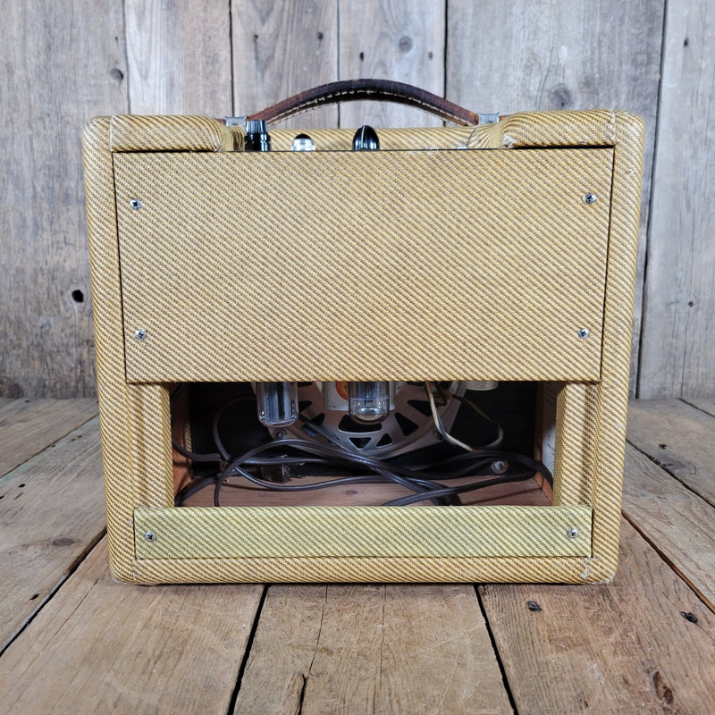Fender Tweed Champ 5F1 Crazy Clean and Serviced 1963 Original Cover! - Mahar's Vintage Guitars