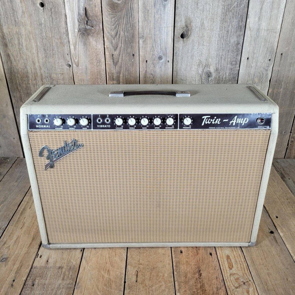 Fender Twin Amp 1963 – Smooth Blonde Tolex, Brown Panel, Original Transformers - Mahar's Vintage Guitars