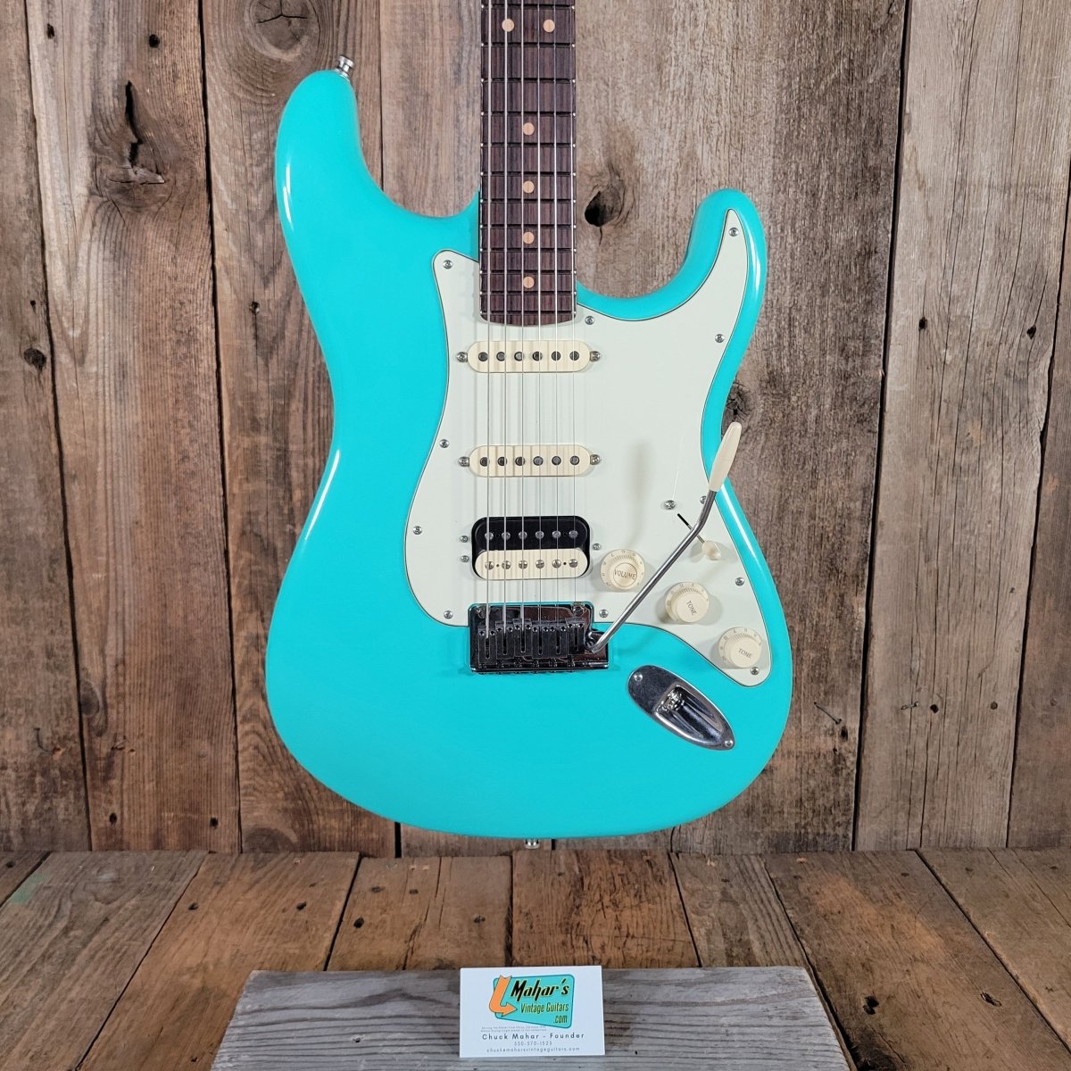 Fender Ultra Luxe Vintage 60s Stratocaster HSS Sea Foam Green 2025 - Mahar's Vintage Guitars