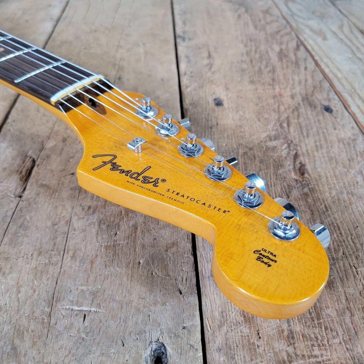 Fender Ultra Luxe Vintage 60s Stratocaster HSS Sea Foam Green 2025 - Mahar's Vintage Guitars