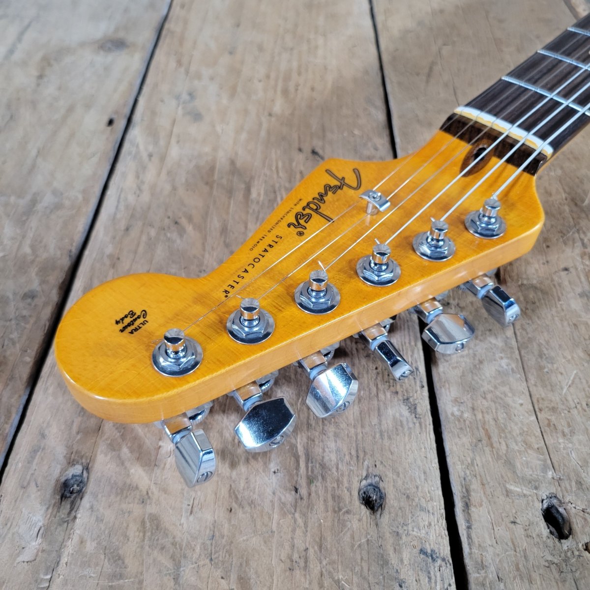 Fender Ultra Luxe Vintage 60s Stratocaster HSS Sea Foam Green 2025 - Mahar's Vintage Guitars