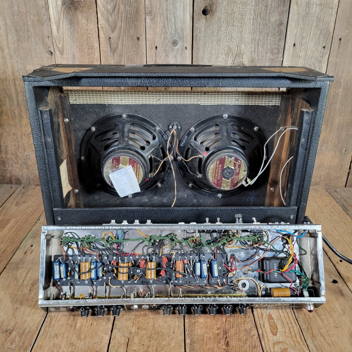 Fender Vibrolux Reverb 1966 Near Mint - Mahar's Vintage Guitars