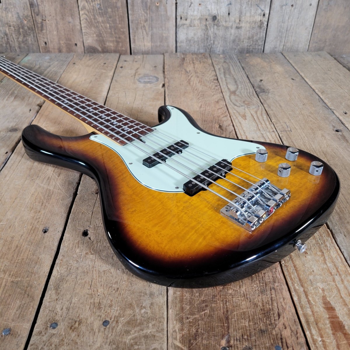 Fernandes 5 String Jazz style bass MIJ - Mahar's Vintage Guitars