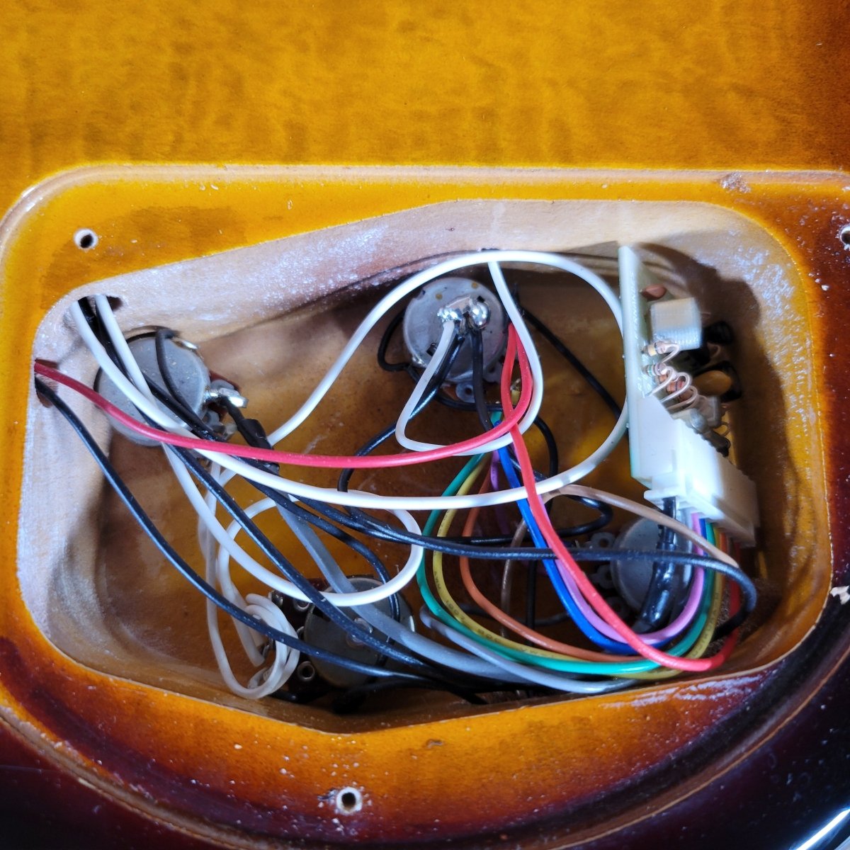 Fernandes 5 String Jazz style bass MIJ - Mahar's Vintage Guitars