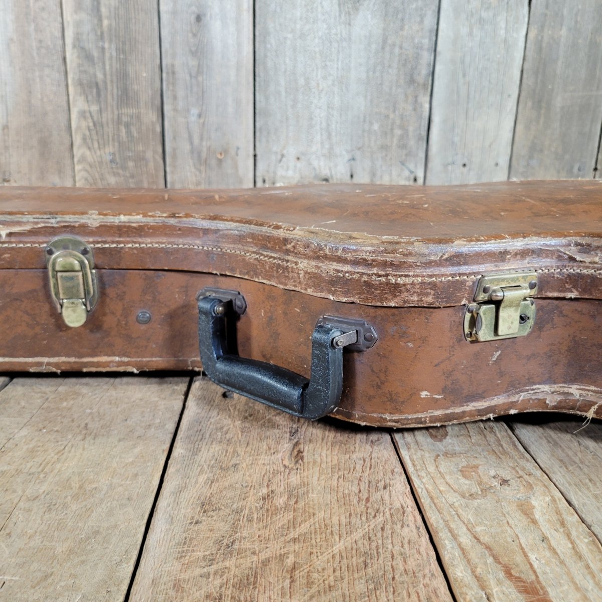 Gibson 1958 1959 1960 Stone Case Co 5 Latch Case ES-350 Byrdland 17" Archtop Case - Mahar's Vintage Guitars
