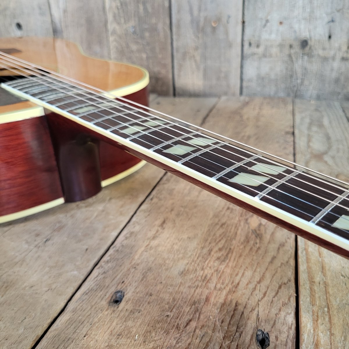 Gibson 1960 Country Western Natural Slope Shoulder w/ Provenance Excellent - Mahar's Vintage Guitars