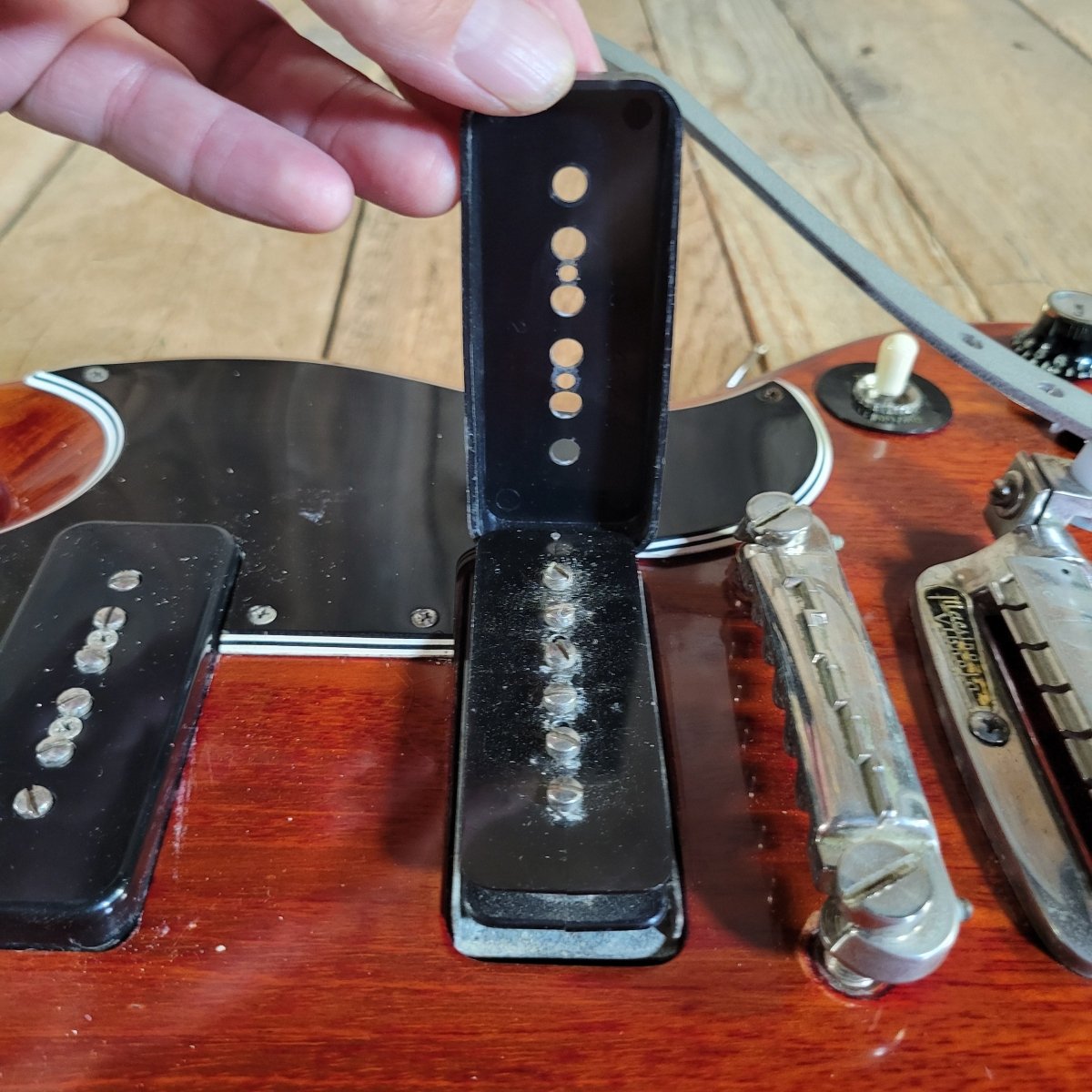Gibson 1962 SG Special Masetro Vibrola Excellent - Mahar's Vintage Guitars