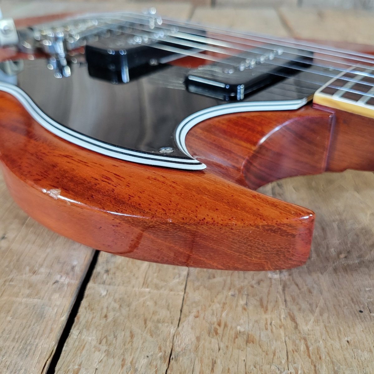 Gibson 1962 SG Special Masetro Vibrola Excellent - Mahar's Vintage Guitars