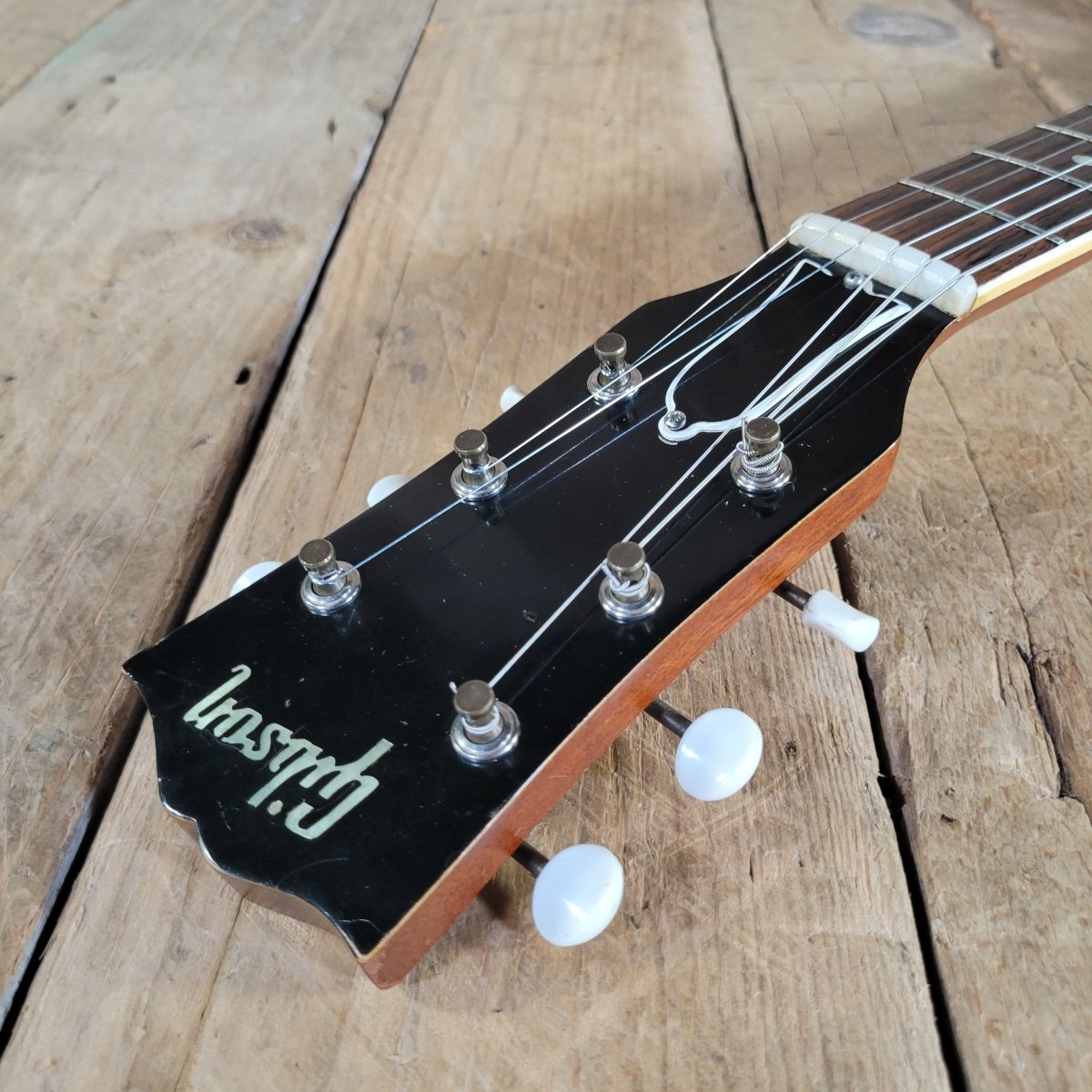 Gibson 1962 SG Special Masetro Vibrola Excellent - Mahar's Vintage Guitars