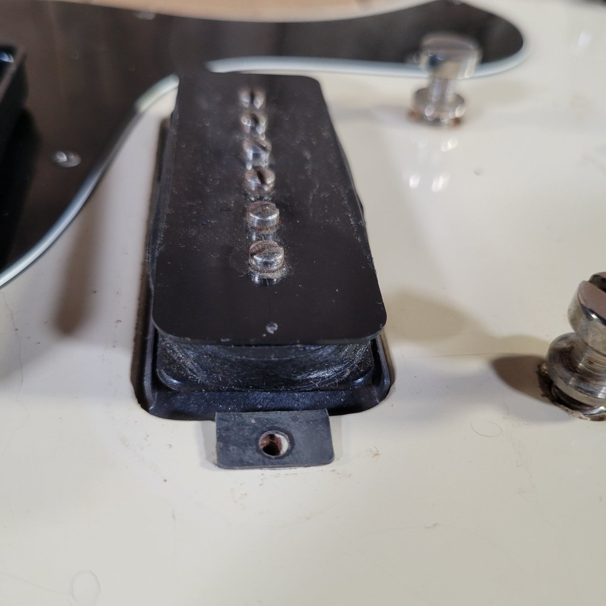 Gibson 1965 SG Junior Polaris White 1 11/16" Nut Maestro Vibrola Excellent - Mahar's Vintage Guitars