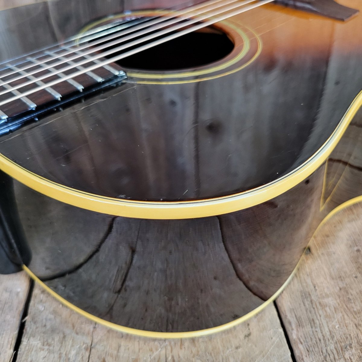 Gibson 1967 J - 45 Tobacco Sunburst Slope Shoulder Excellent - Mahar's Vintage Guitars