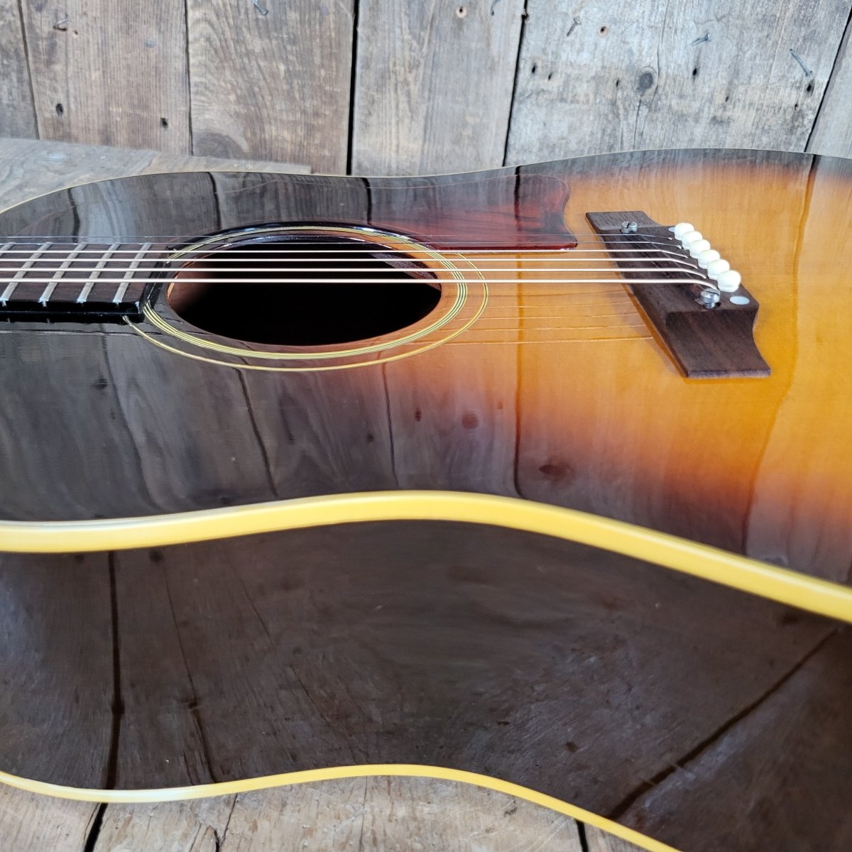Gibson 1967 J - 45 Tobacco Sunburst Slope Shoulder Excellent - Mahar's Vintage Guitars
