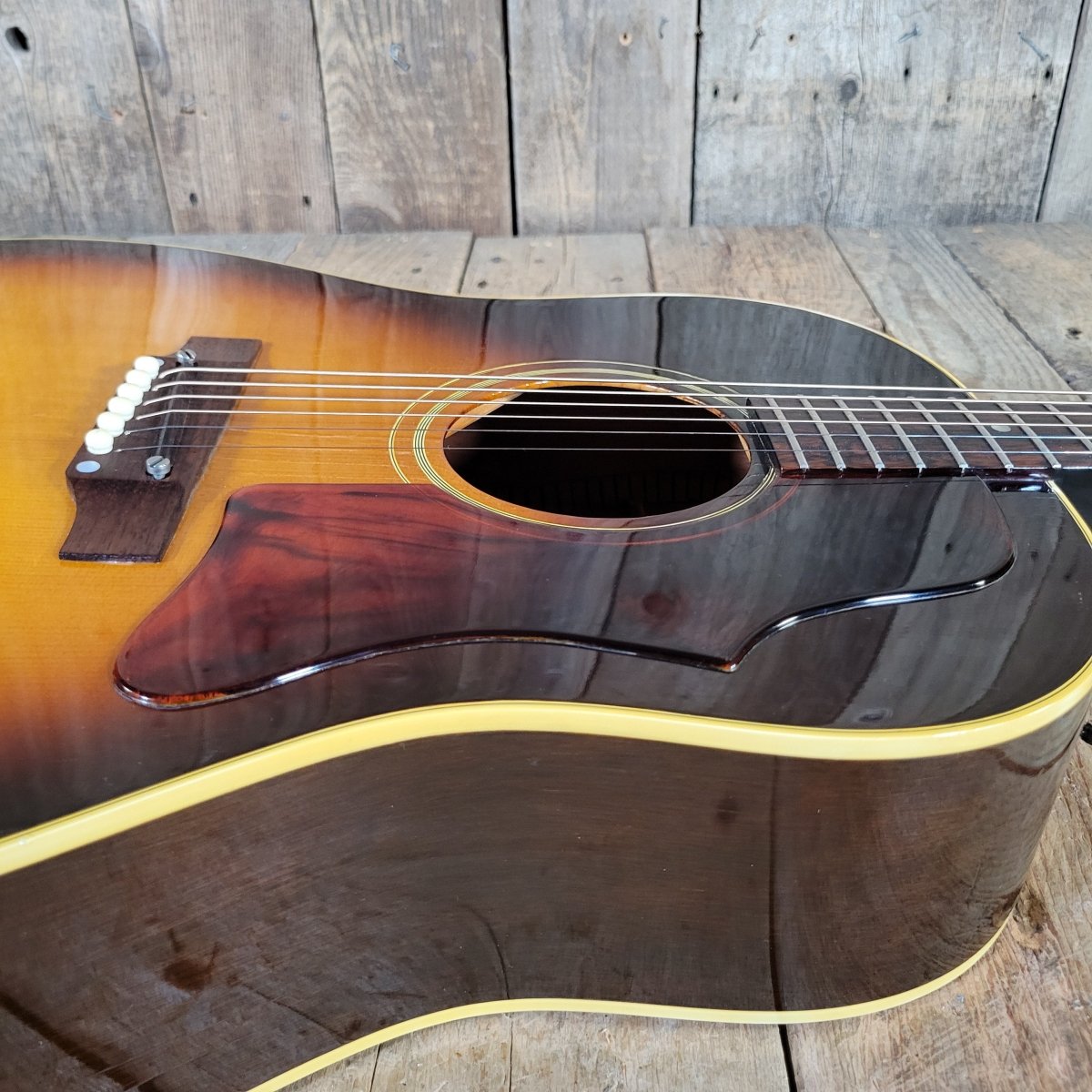 Gibson 1967 J - 45 Tobacco Sunburst Slope Shoulder Excellent - Mahar's Vintage Guitars