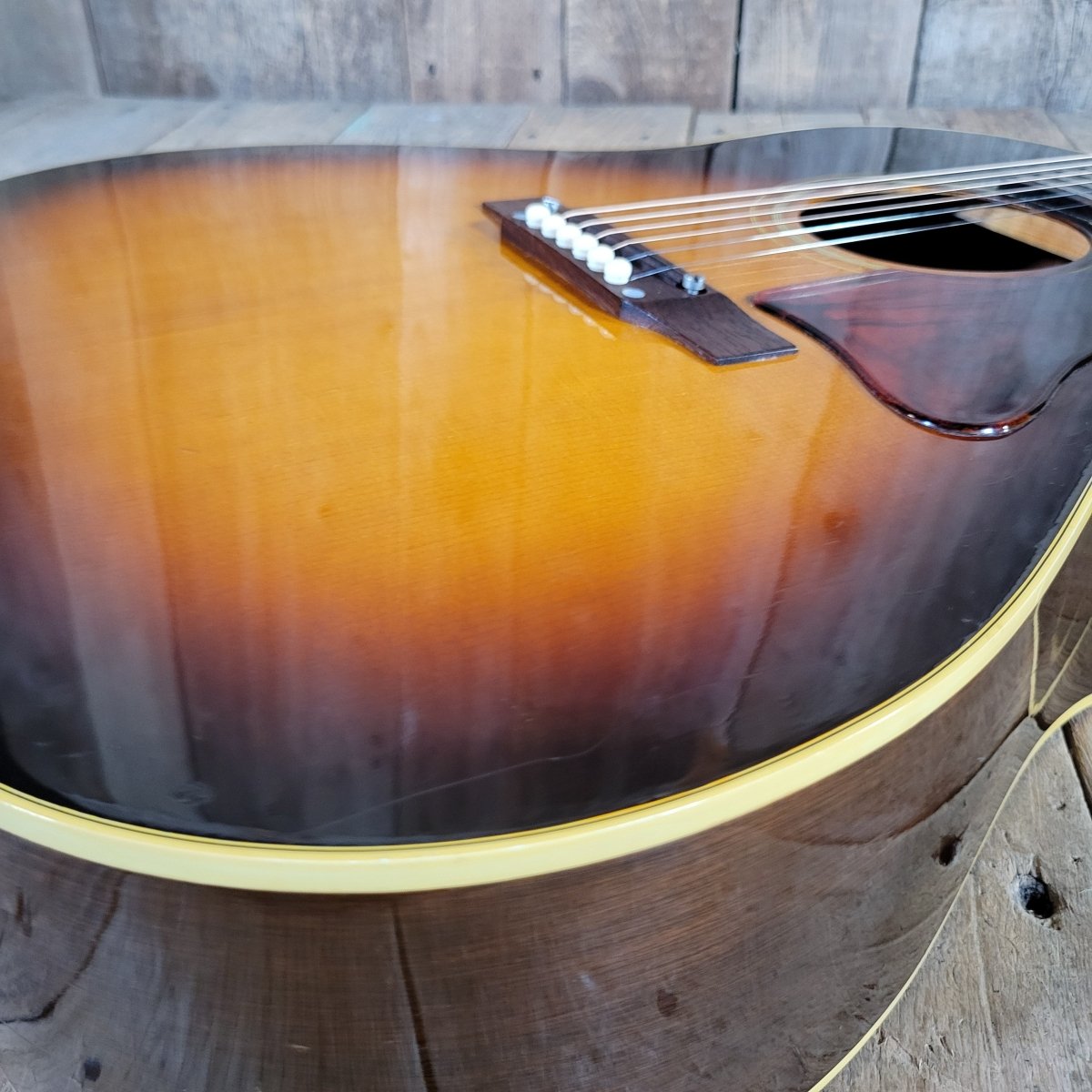 Gibson 1967 J - 45 Tobacco Sunburst Slope Shoulder Excellent - Mahar's Vintage Guitars