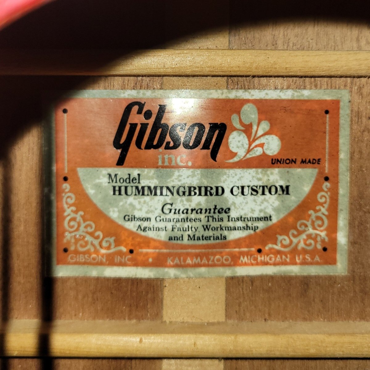 Gibson 1975 Hummingbird Custom Cherry Sunburst Very Good - Mahar's Vintage Guitars