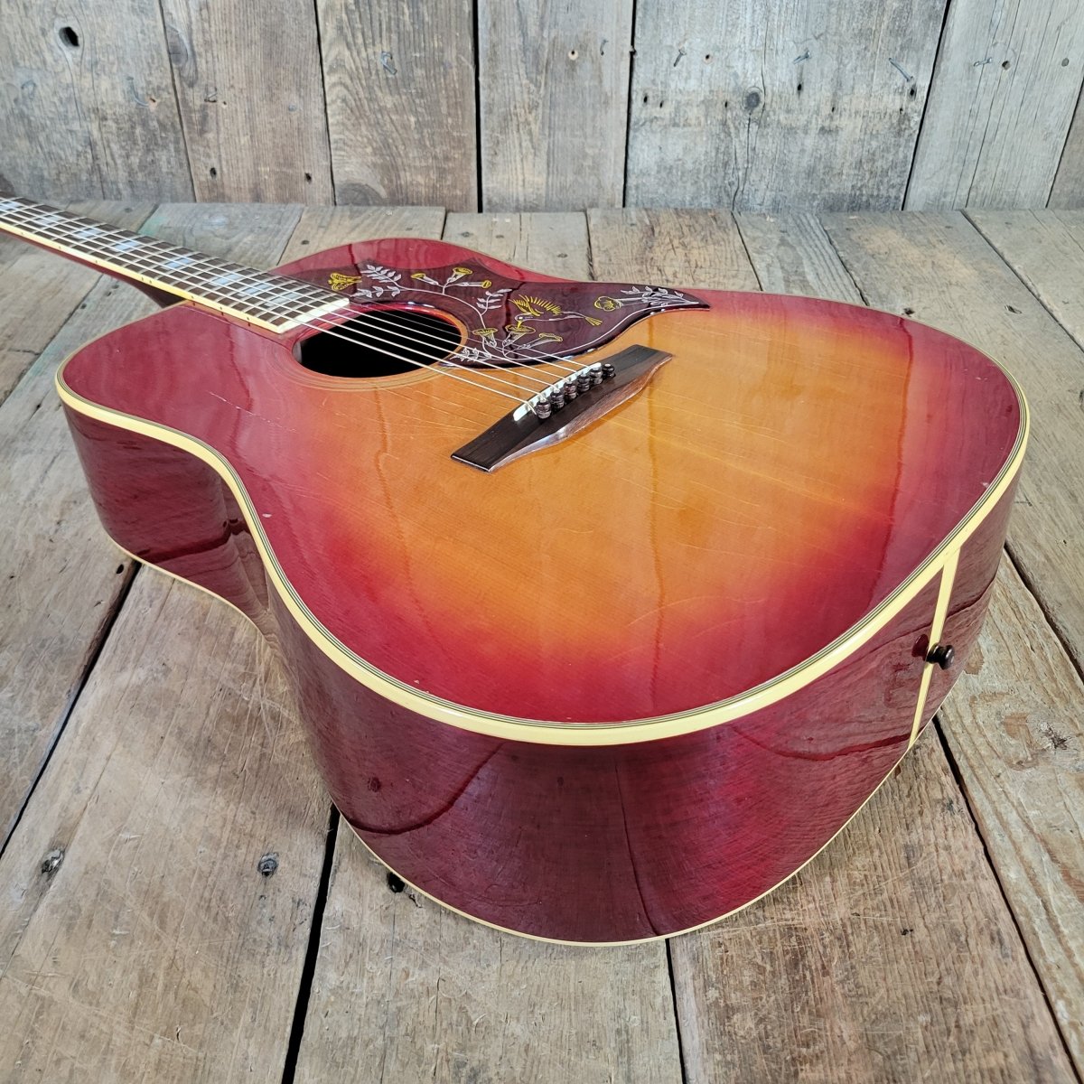 Gibson Hummingbird 1973〜1975年製 Gibson 1975 Hummingbird Cherry Sunburst Custom | Mahar's – Mahar's