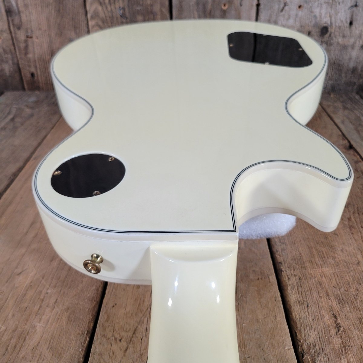 Gibson 1989 Les Paul Custom Alpine White w/ Original Case Near Mint - Mahar's Vintage Guitars
