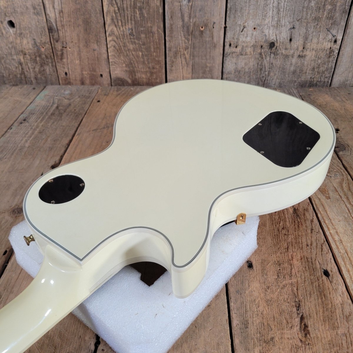 Gibson 1989 Les Paul Custom Alpine White w/ Original Case Near Mint - Mahar's Vintage Guitars