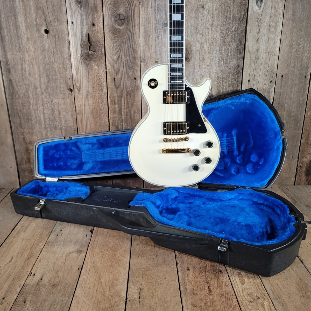 Gibson 1989 Les Paul Custom Alpine White w/ Original Case Near Mint - Mahar's Vintage Guitars