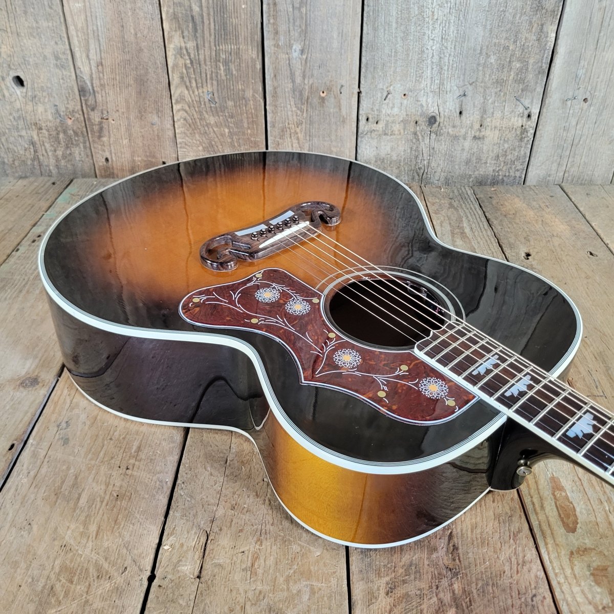 Gibson 1992 J-200 Sunburst Super Jumbo Acoustic | Mahar's