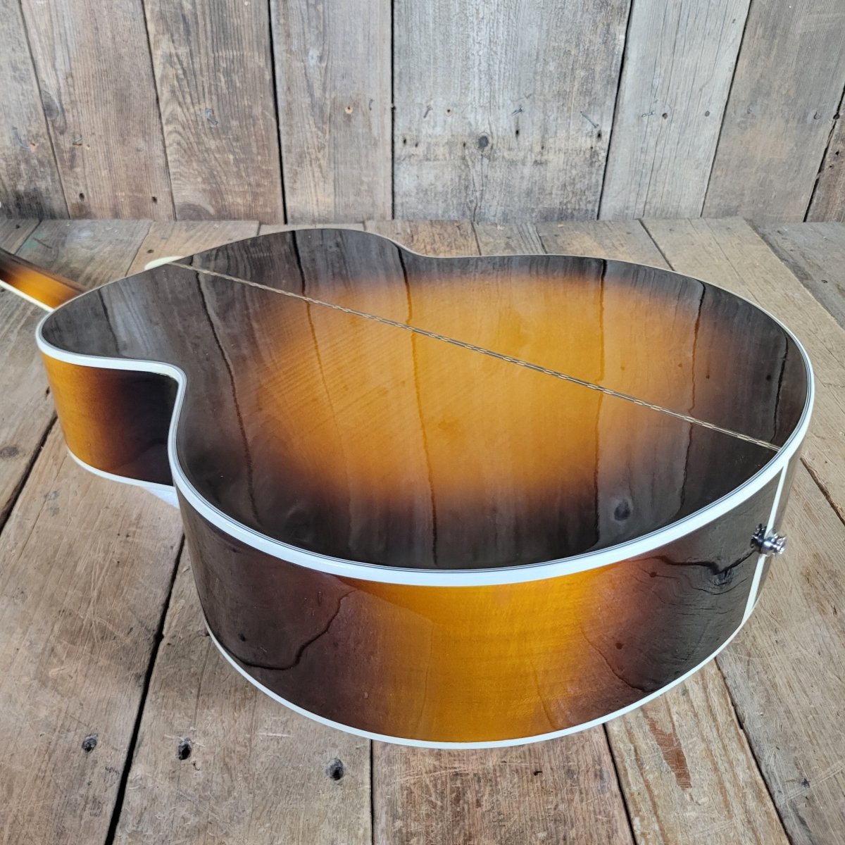 Gibson 1992 J - 200 Sunburst Super Jumbo Acoustic - Mahar's Vintage Guitars