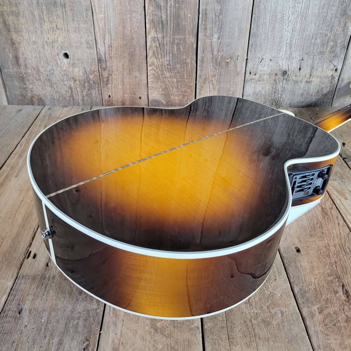Gibson 1992 J - 200 Sunburst Super Jumbo Acoustic - Mahar's Vintage Guitars