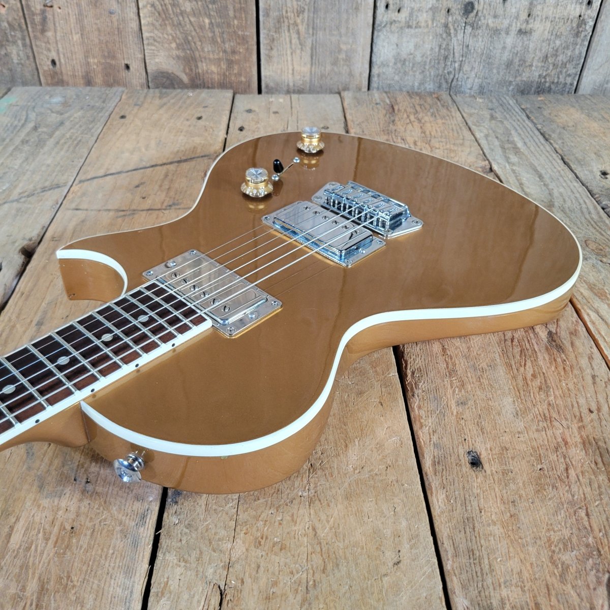 Gibson 2011 Nighthawk Studio Goldtop SD Pearly Gates Seth Lover - Mahar's Vintage Guitars