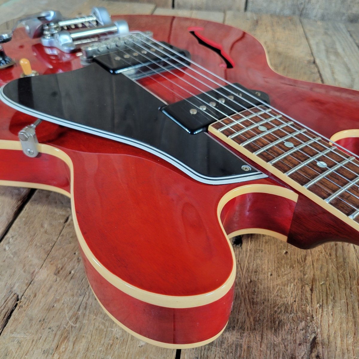 Gibson 2012 Memphis ES - 330 1959 VOS Vintage Cherry Factory Bigsby - Mahar's Vintage Guitars