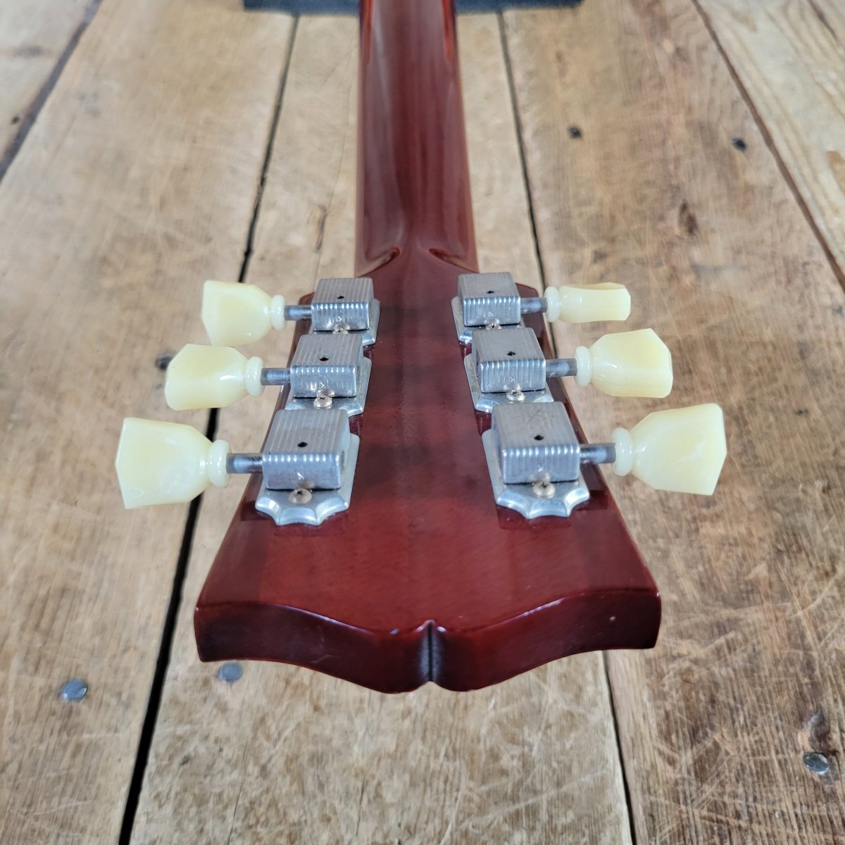 Gibson 2012 Memphis ES - 330 1959 VOS Vintage Cherry Factory Bigsby - Mahar's Vintage Guitars