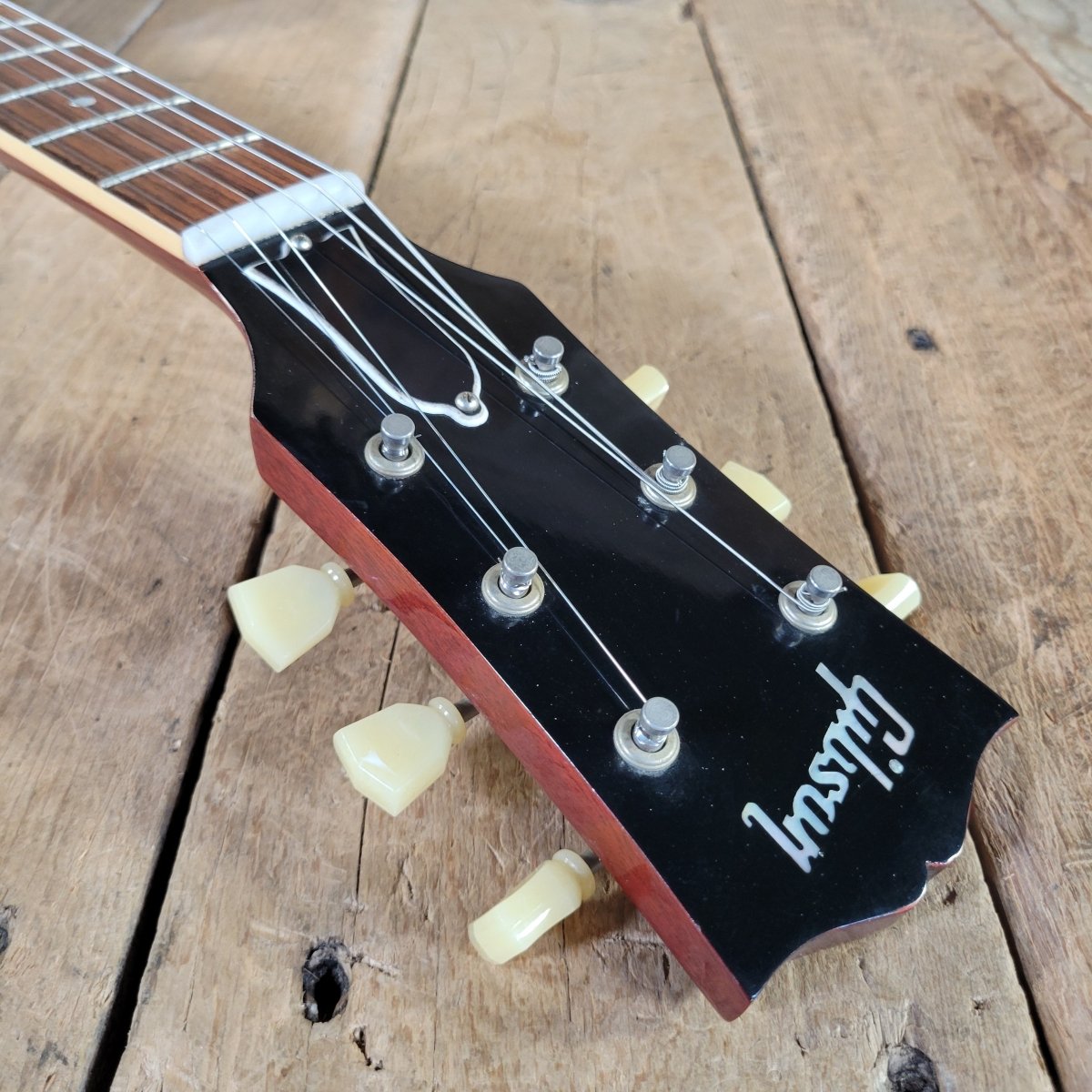 Gibson 2012 Memphis ES - 330 1959 VOS Vintage Cherry Factory Bigsby - Mahar's Vintage Guitars