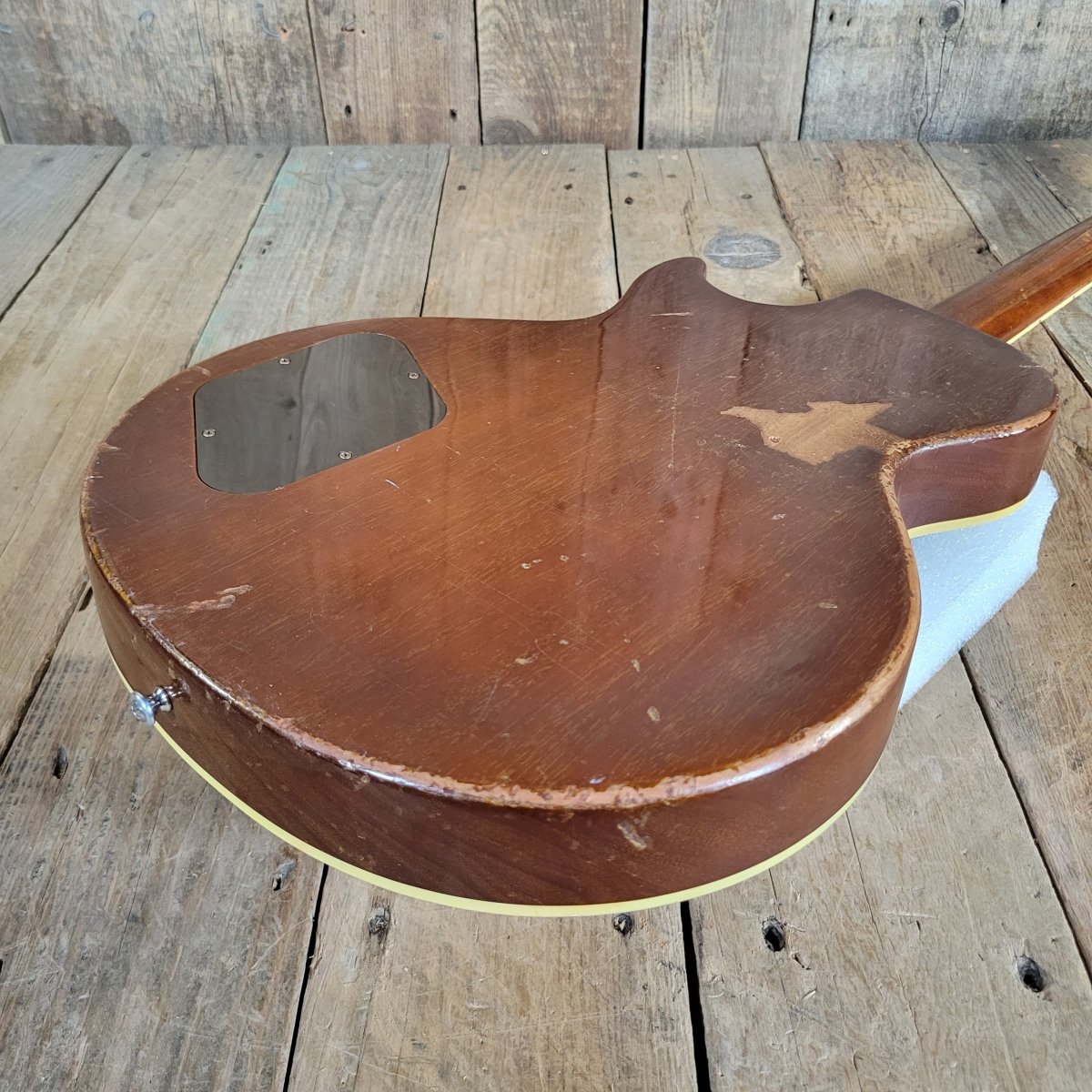 Gibson 2019 Les Paul Billy Gibbons Prototype 18 Aged Gold - Mahar's Vintage Guitars