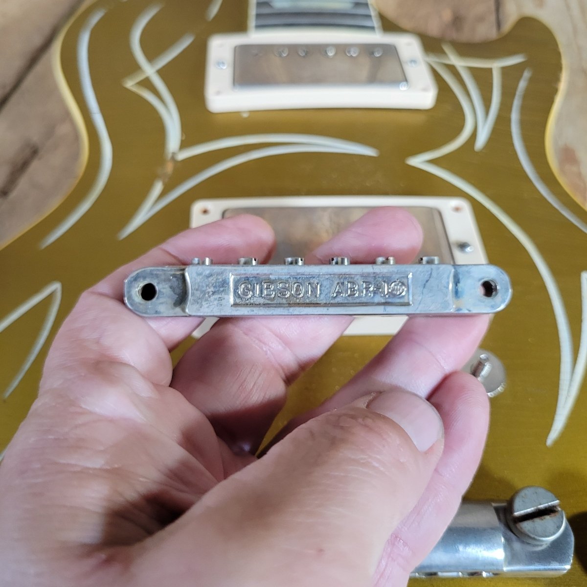 Gibson 2019 Les Paul Billy Gibbons Prototype 18 Aged Gold - Mahar's Vintage Guitars