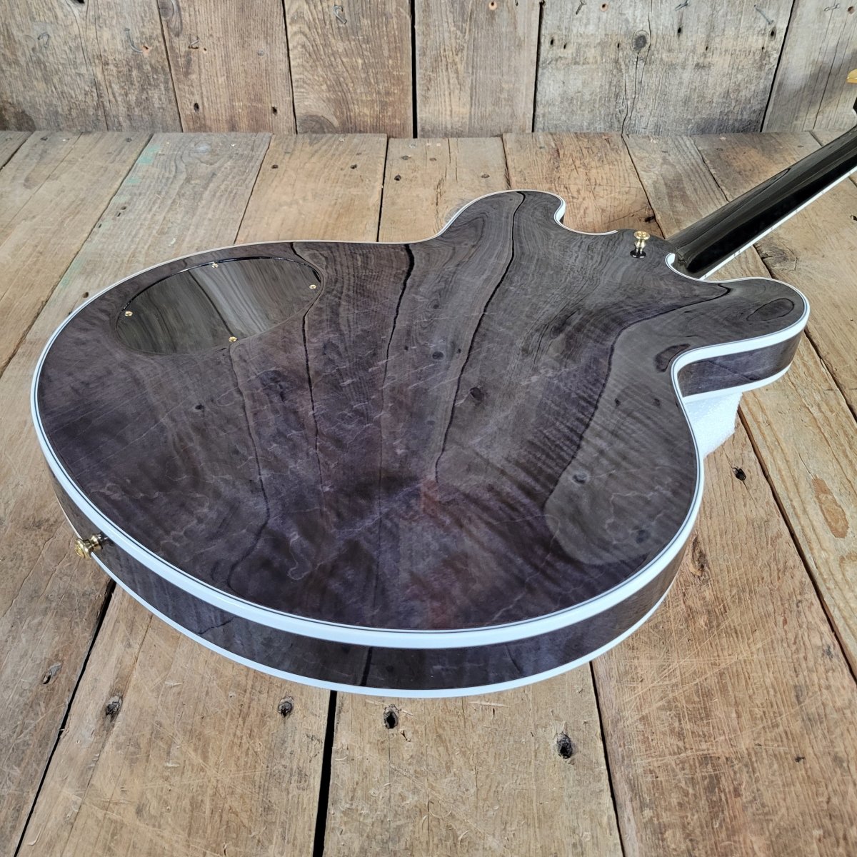 Gibson 2023 BB King Lucille Legacy Transparent Ebony Excellent - Mahar's Vintage Guitars