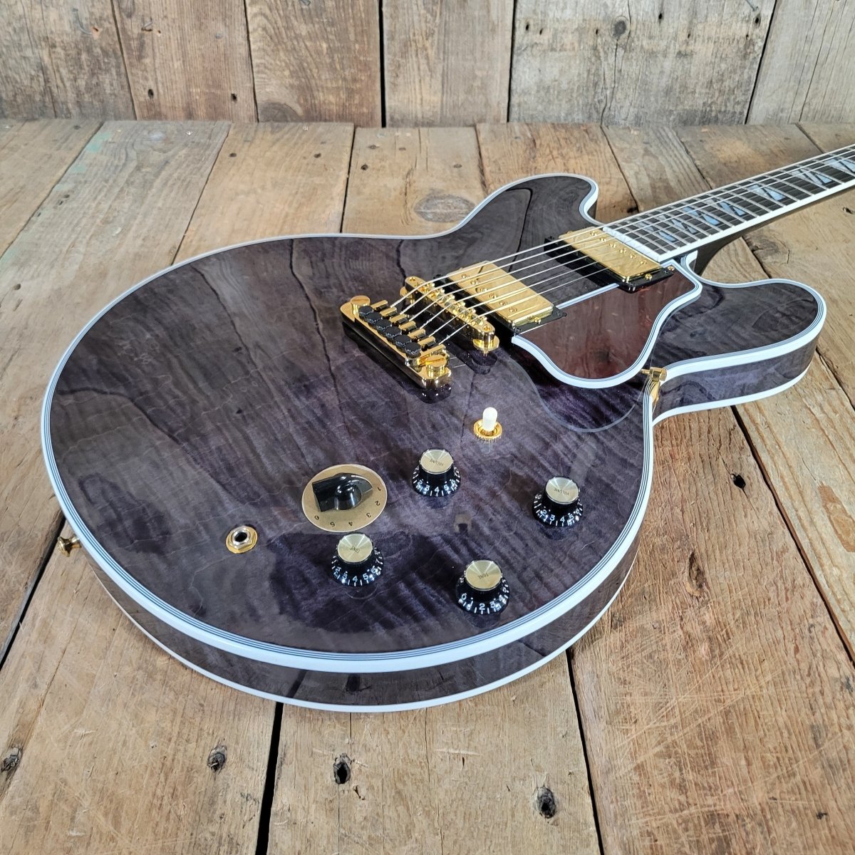 Gibson 2023 BB King Lucille Legacy Transparent Ebony Excellent - Mahar's Vintage Guitars