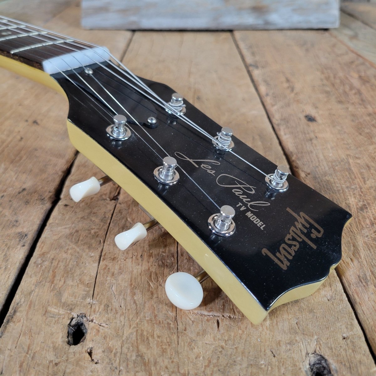 Gibson Custom Shop 1957 Les Paul Junior Single Cut TV Yellow 2024 VOS w/ Case & COA - Mahar's Vintage Guitars