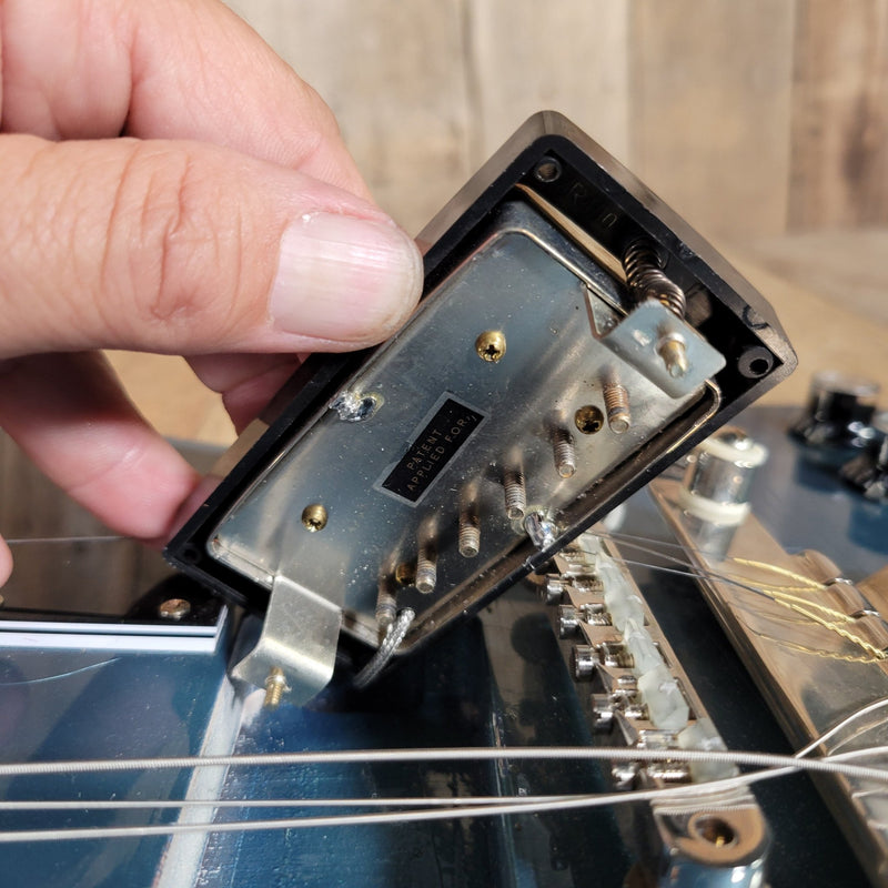 Gibson Custom Shop ’64 SG Standard Reissue – Murphy Lab Ultra Light Aging, Pelham Blue, Maestro Vibrola 2024 - Mahar's Vintage Guitars