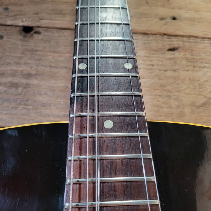 Gibson ES - 120T Hollowbody 1965 Wide Nut Excellent Condition - Mahar's Vintage Guitars