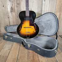 Gibson ES - 125 Sunburst 1953 – Vintage Hollow Body Electric Guitar with TKL Hard Case - Mahar's Vintage Guitars