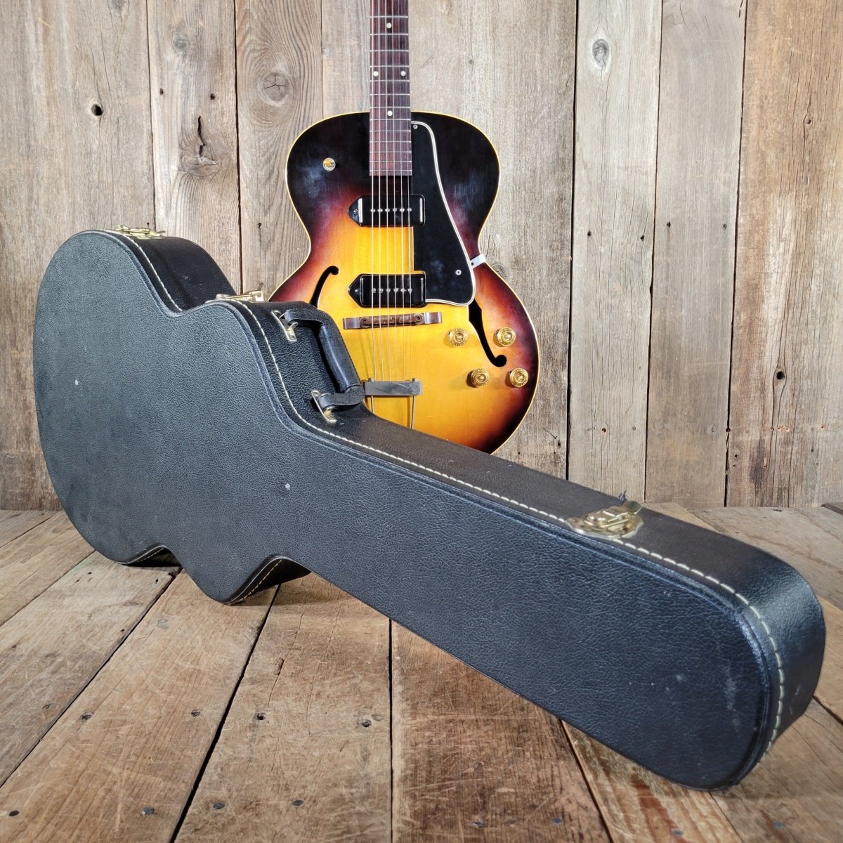 Gibson ES - 125 TD 1957 – All Original, Clean Vintage Archtop with Modern Hard Case - Mahar's Vintage Guitars