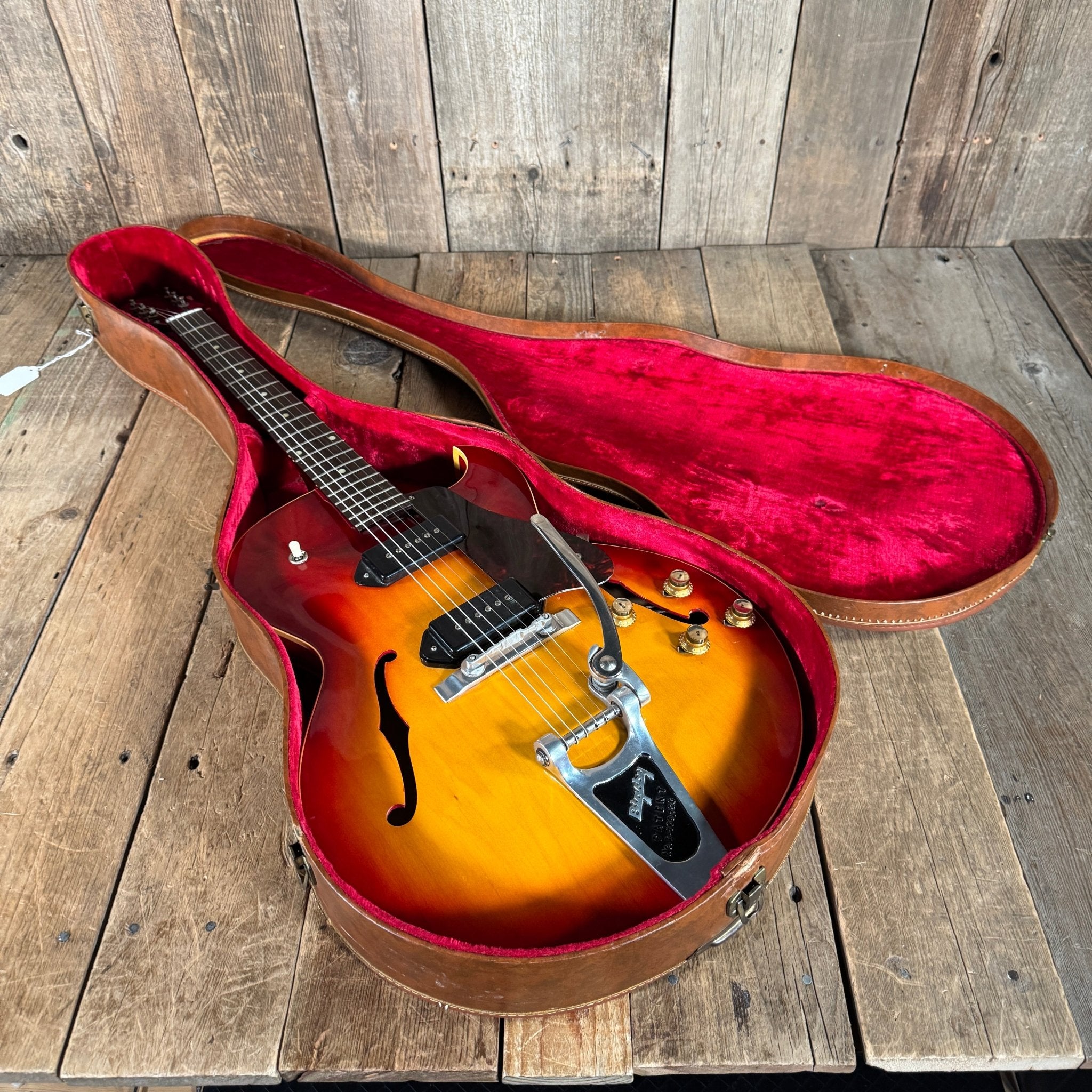 Gibson ES-125TDC Factory Bigsby 512 made in 1961 Cherry Sunburst