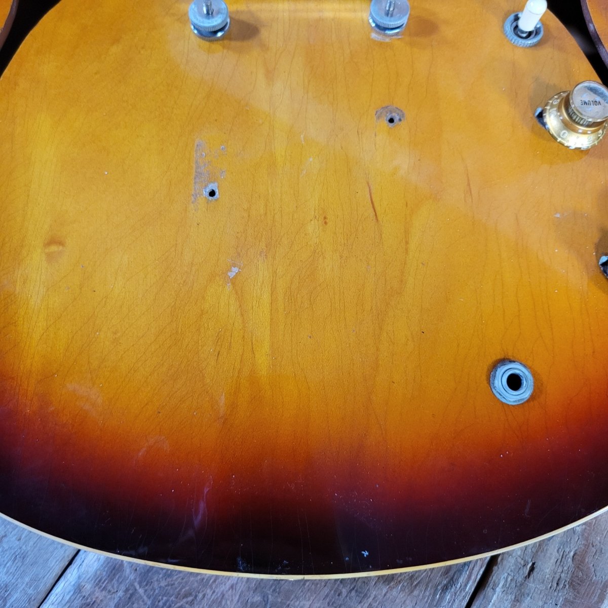 Gibson ES - 330 Sunburst 1966 All Original Factory Bigsby - Mahar's Vintage Guitars