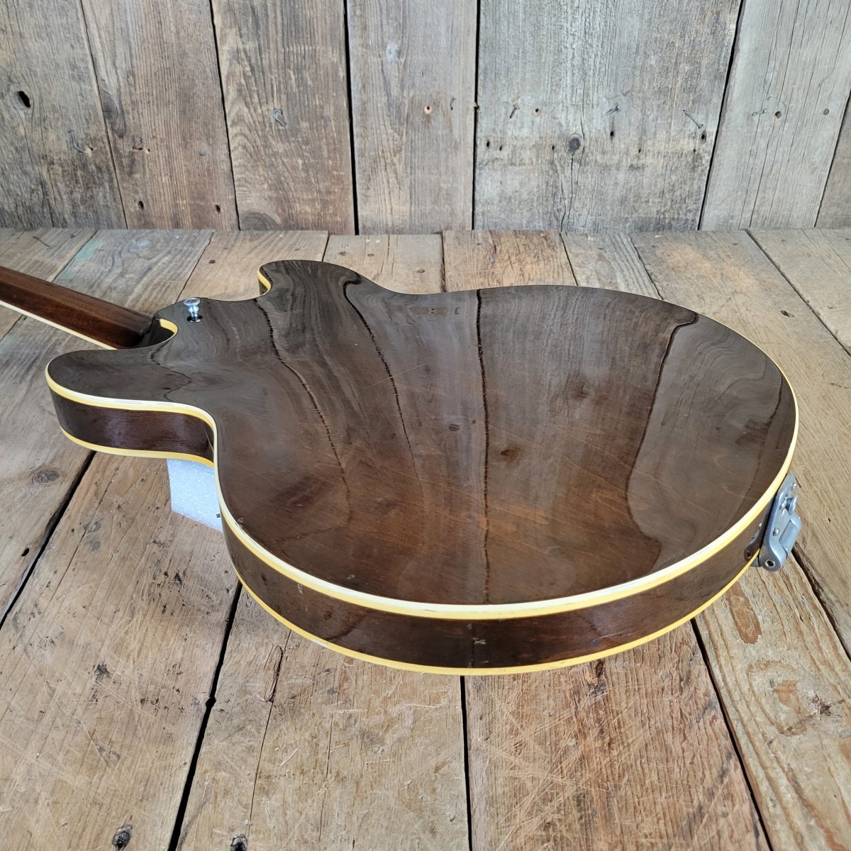 Gibson ES - 330 Sunburst 1966 All Original Factory Bigsby - Mahar's Vintage Guitars