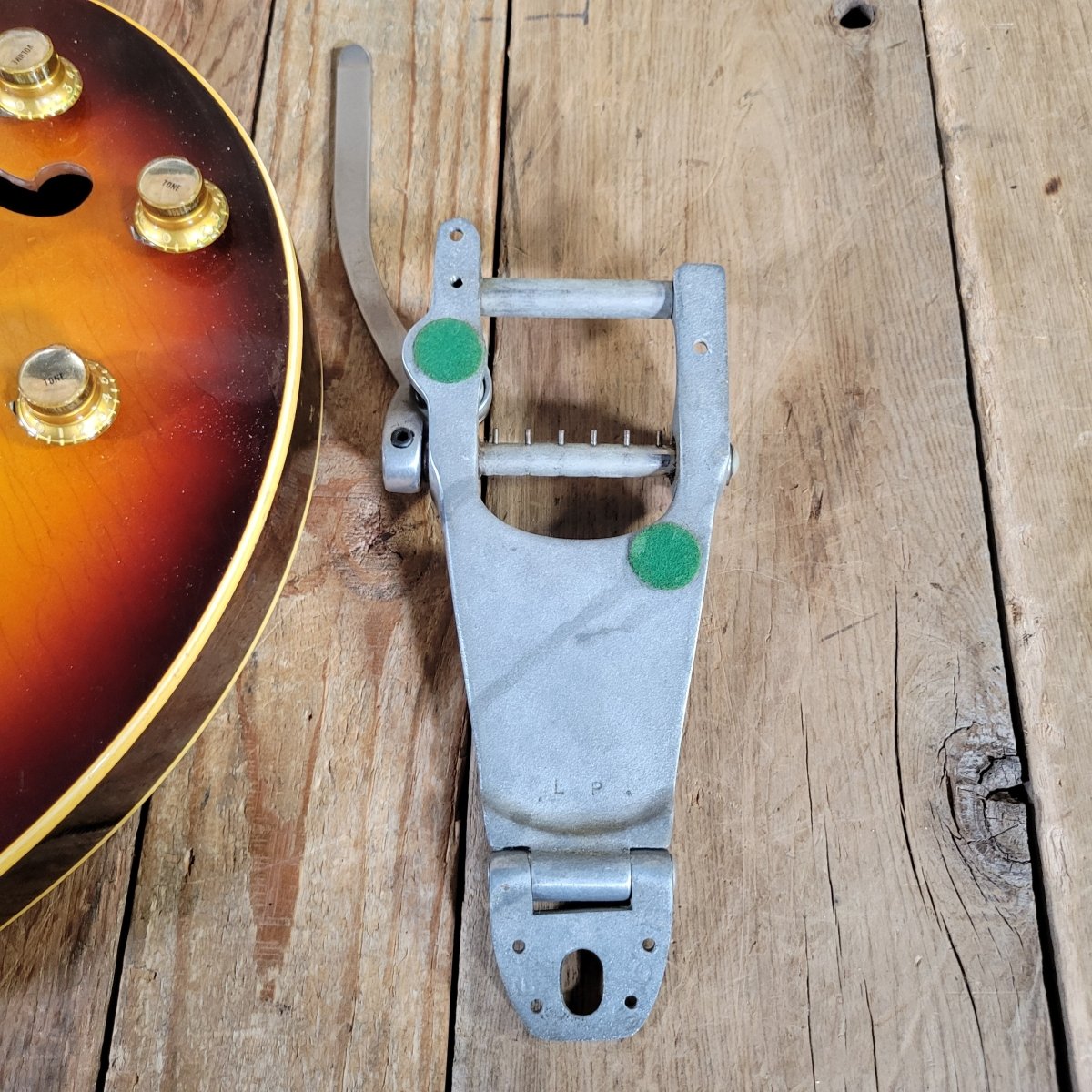 Gibson ES - 330 Sunburst 1966 All Original Factory Bigsby - Mahar's Vintage Guitars