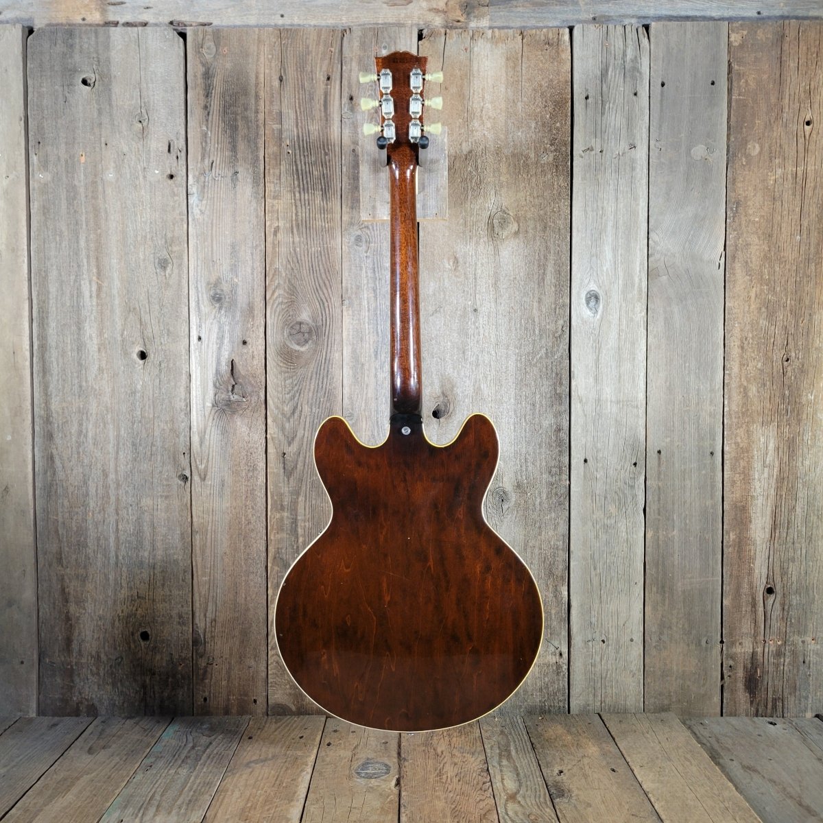 Gibson ES - 330 Sunburst 1966 All Original Factory Bigsby - Mahar's Vintage Guitars