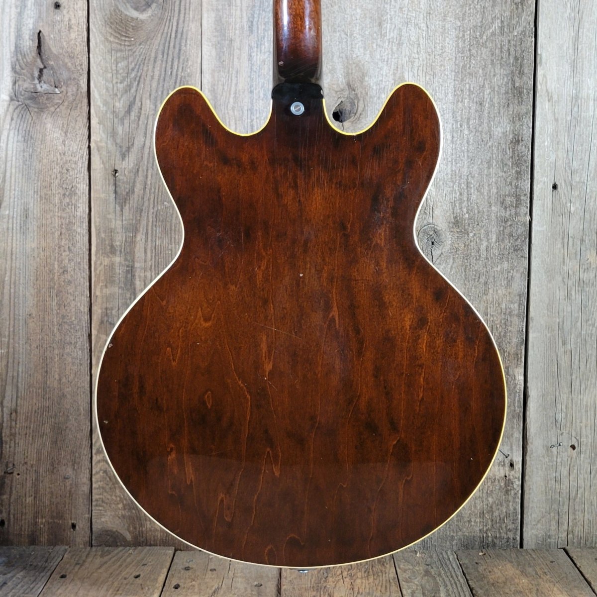 Gibson ES - 330 Sunburst 1966 All Original Factory Bigsby - Mahar's Vintage Guitars